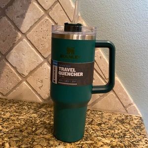 Stanley 40oz Travel Quencher